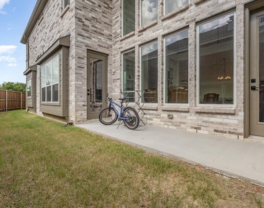 4954 Daybreak Drive - Photo Thumbnail 35
