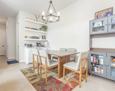 4954 Daybreak Drive - Photo Thumbnail 13