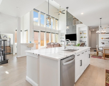 4954 Daybreak Drive - Photo Thumbnail 11