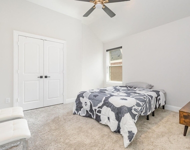 4954 Daybreak Drive - Photo Thumbnail 19