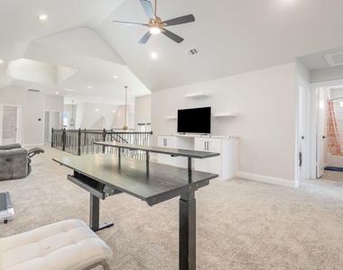 4954 Daybreak Drive - Photo Thumbnail 23