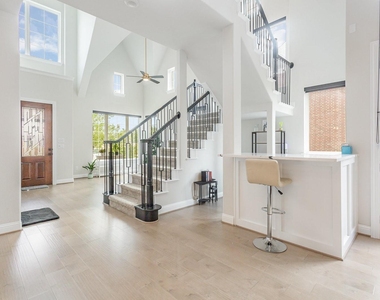 4954 Daybreak Drive - Photo Thumbnail 14