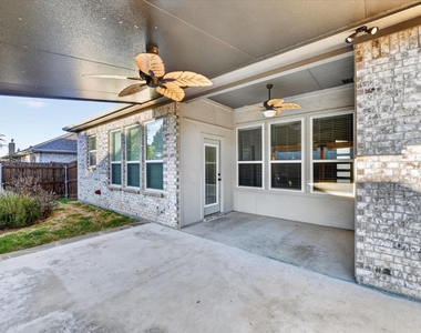 412 Brinkley Drive - Photo Thumbnail 22