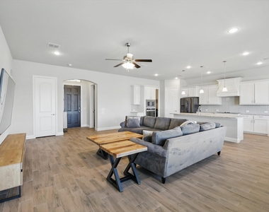 4303 Juniper Lane - Photo Thumbnail 7