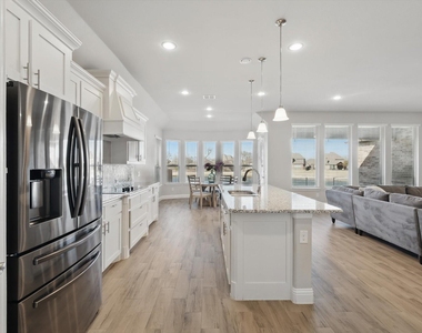 4303 Juniper Lane - Photo Thumbnail 12