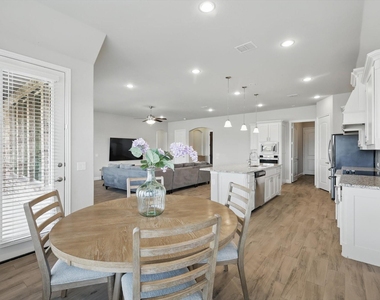 4303 Juniper Lane - Photo Thumbnail 14