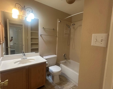 6705 Cambrian Way - Photo Thumbnail 7
