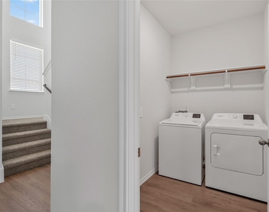 3420 Spur Run Road - Photo Thumbnail 21
