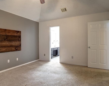 4206 Wild Plum Drive - Photo Thumbnail 14