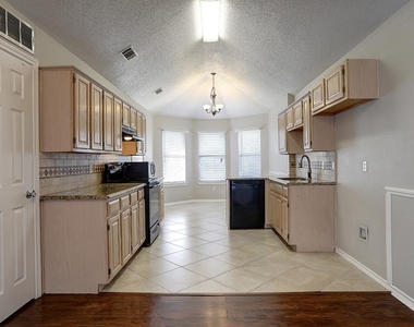 4206 Wild Plum Drive - Photo Thumbnail 5