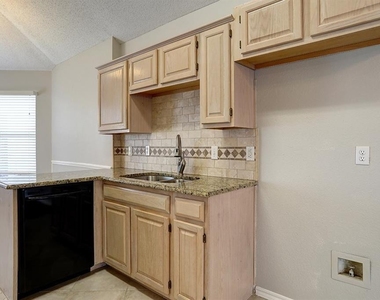 4206 Wild Plum Drive - Photo Thumbnail 6