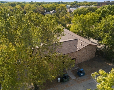 1108 N Elm Street - Photo Thumbnail 25