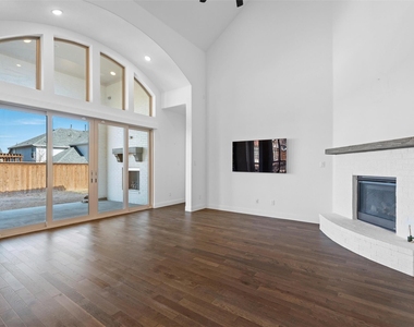 14220 Greenside Drive - Photo Thumbnail 15