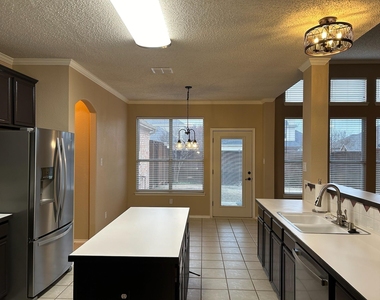 3604 Mason Drive - Photo Thumbnail 4