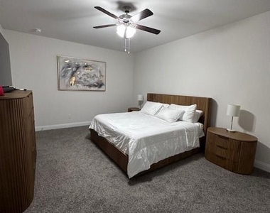 1609 Blakely Place - Photo Thumbnail 9