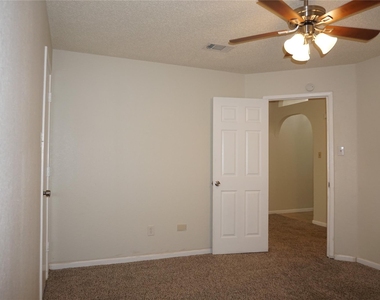 10217 Cool Spring Drive - Photo Thumbnail 16