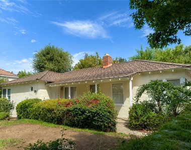 325 W Lemon - Photo Thumbnail 6