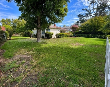 325 W Lemon - Photo Thumbnail 4