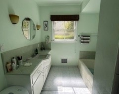 2895 Shakespeare - Photo Thumbnail 10