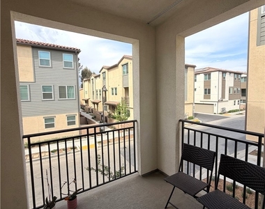 4254 Jasmine Lane - Photo Thumbnail 4