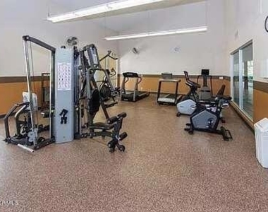 924 Lighthouse Way - Photo Thumbnail 25