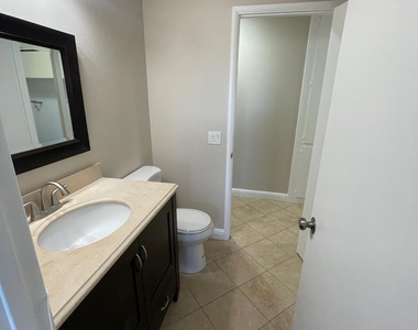 924 Lighthouse Way - Photo Thumbnail 21