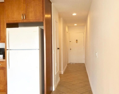 924 Lighthouse Way - Photo Thumbnail 11