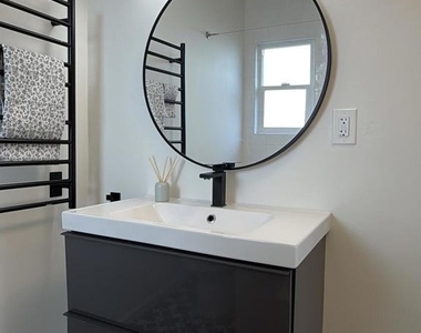 4935 Coral Way - Photo Thumbnail 8