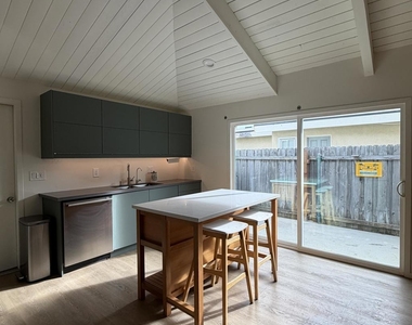 4935 Coral Way - Photo Thumbnail 4