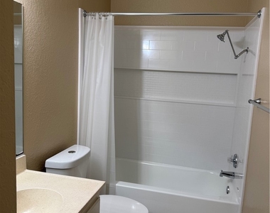 1309 W Mission Boulevard - Photo Thumbnail 16