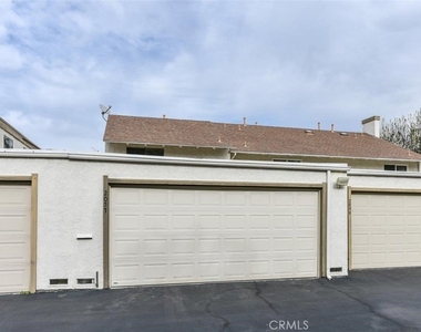 2057 Dacian Street - Photo Thumbnail 35