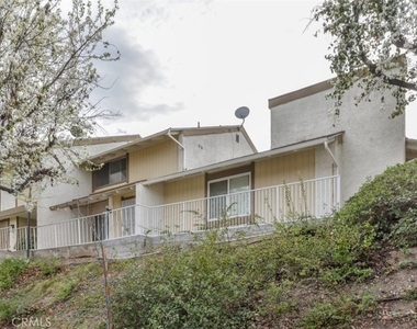 2057 Dacian Street - Photo Thumbnail 33