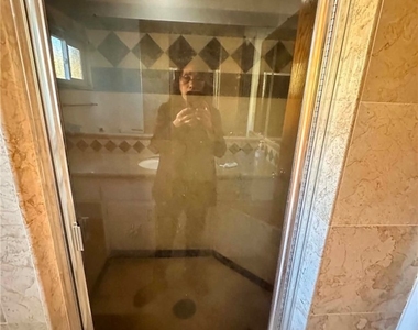 17458 Fontlee Lane - Photo Thumbnail 13