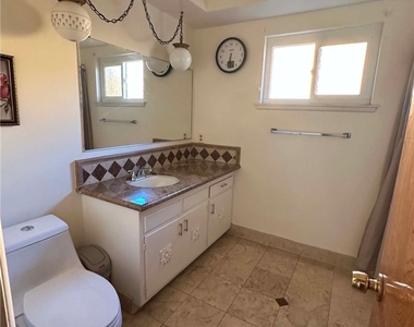 17458 Fontlee Lane - Photo Thumbnail 15