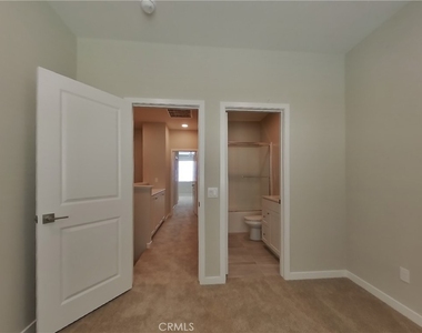 24699 Amor Court - Photo Thumbnail 7