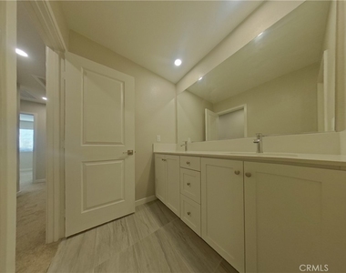 28083 Rosetta Street - Photo Thumbnail 16