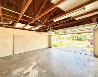 16309 Silverbirch Road - Photo Thumbnail 29