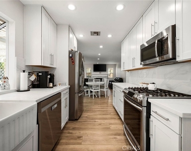27184 Highlands Lane - Photo Thumbnail 8