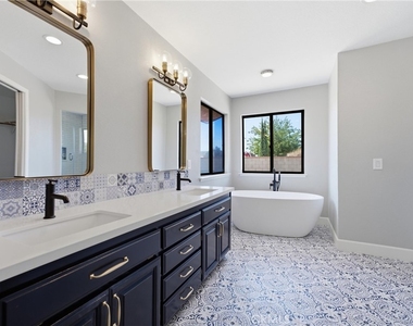 4548 W Avenue K12 - Photo Thumbnail 25