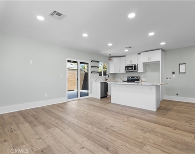 6624 Farmdale - Photo Thumbnail 12