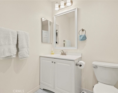 217 E Carroll Avenue - Photo Thumbnail 15