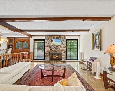 10307 Donna Avenue - Photo Thumbnail 7