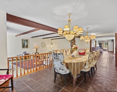 10307 Donna Avenue - Photo Thumbnail 12