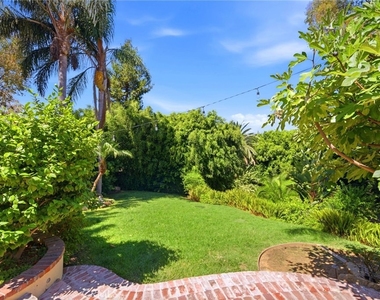 3635 Serra Road - Photo Thumbnail 36