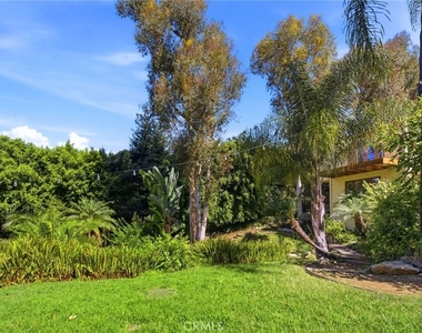3635 Serra Road - Photo Thumbnail 37