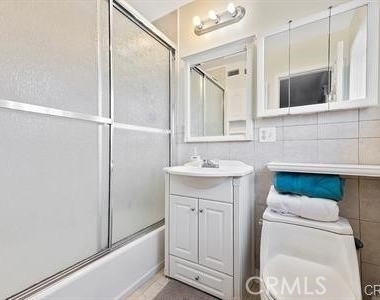 23021 Saticoy - Photo Thumbnail 7