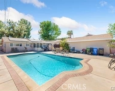 23021 Saticoy - Photo Thumbnail 8
