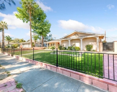 23021 Saticoy - Photo Thumbnail 1
