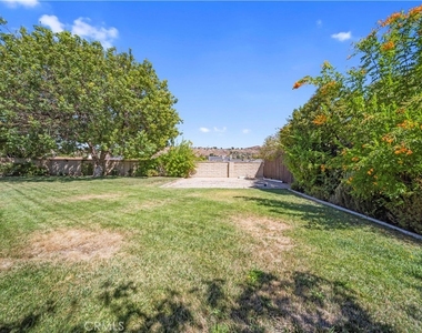 27546 Evron Avenue - Photo Thumbnail 46