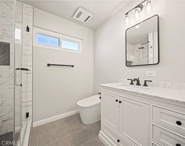 27546 Evron Avenue - Photo Thumbnail 34